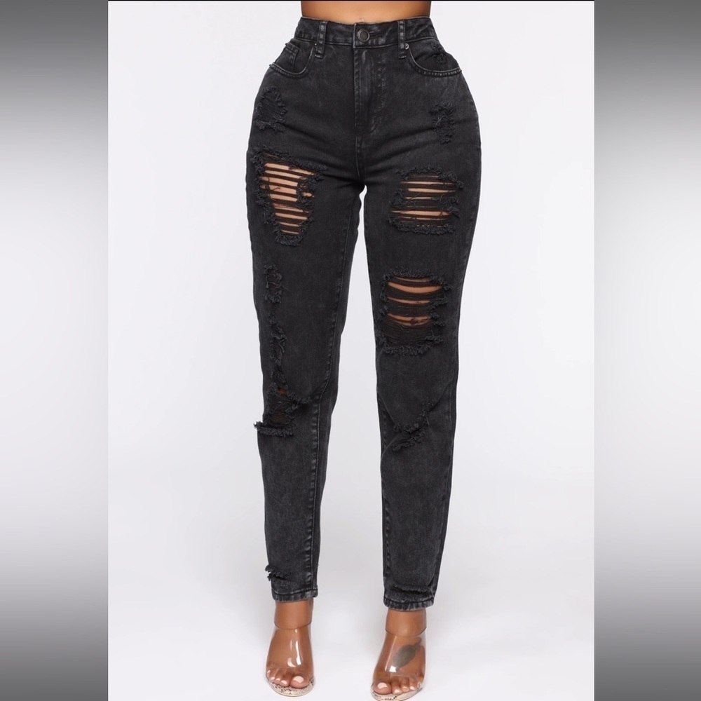 NEW Black Destructed Jean